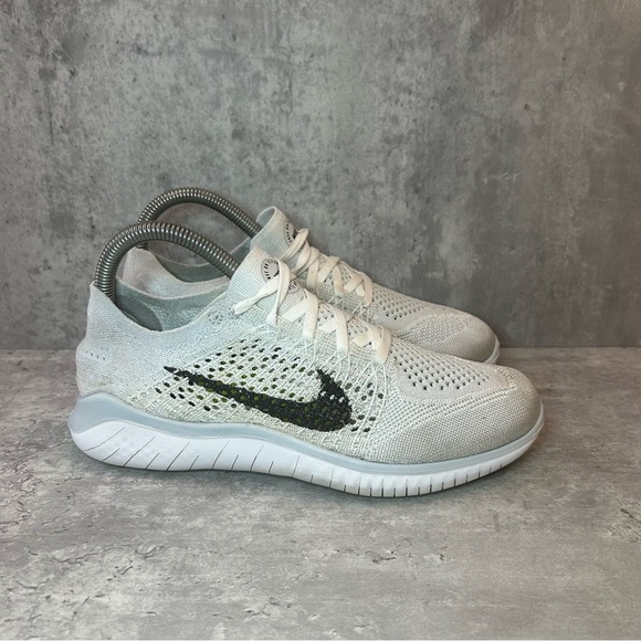 Nike Free Run Flyknit Running Shoes 942839-100 Womens sz 7 - white - Picture 1 of 6